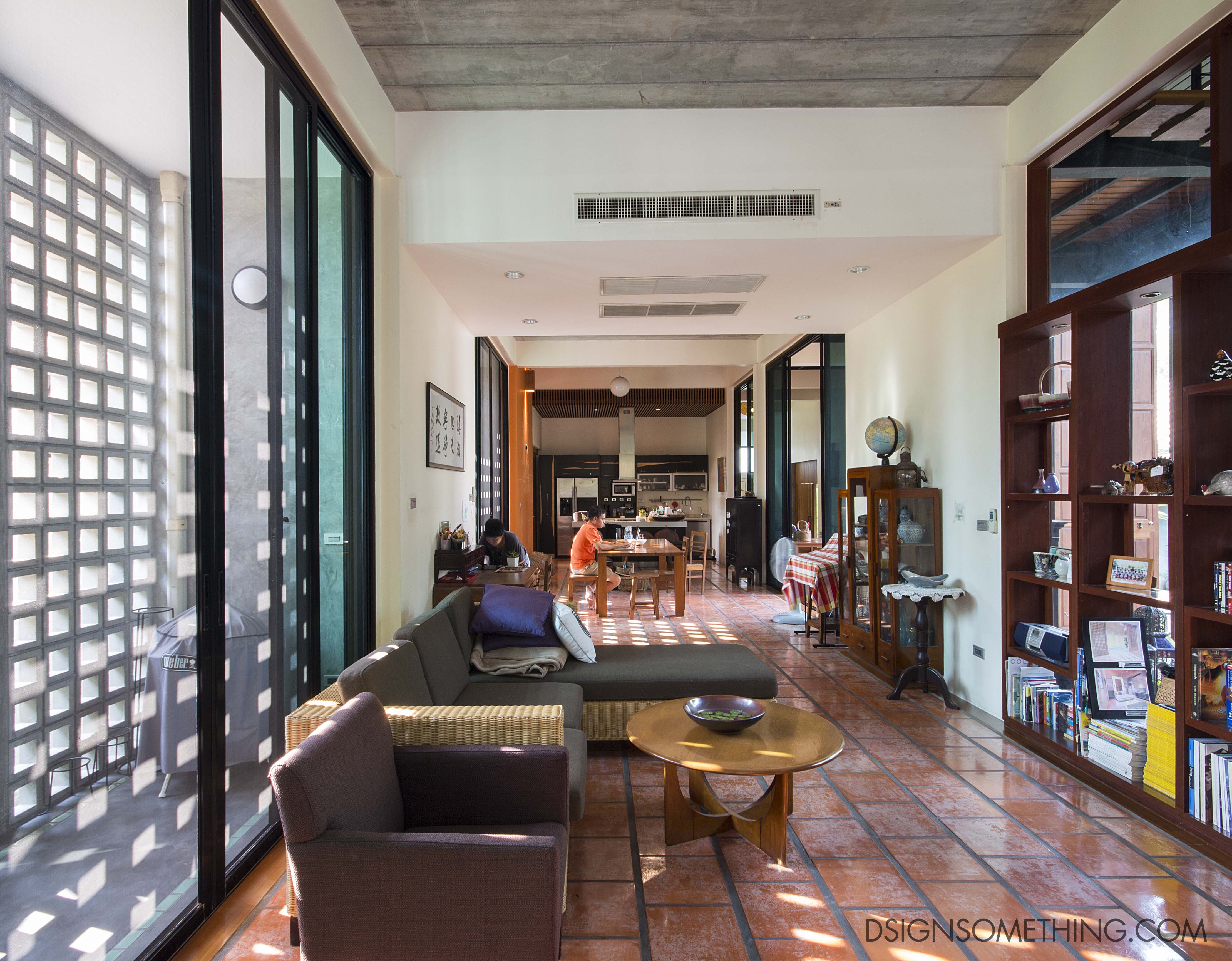 บ้านที่เป็นเพื่อนกับแสงแดด - Design Makes A Better Life.