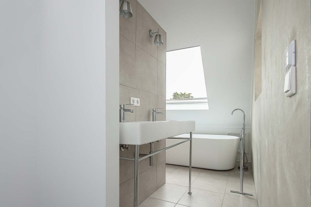 house_in_a_house_007
