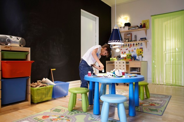 Living with children (21)