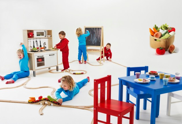 Living with children (3)