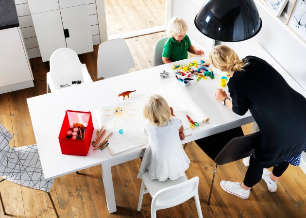 Living with children (6)