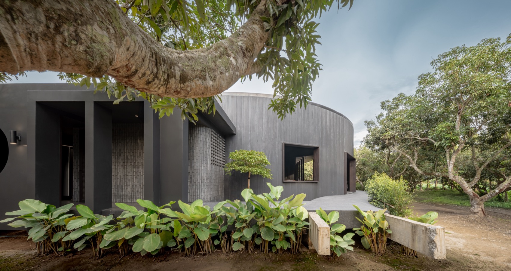 Mada Rchtects Jitta Mada Art Gallery Cafe&Villa สเปซพิงใจใต้ร่มไม้ที่ออกแบบจาก ...